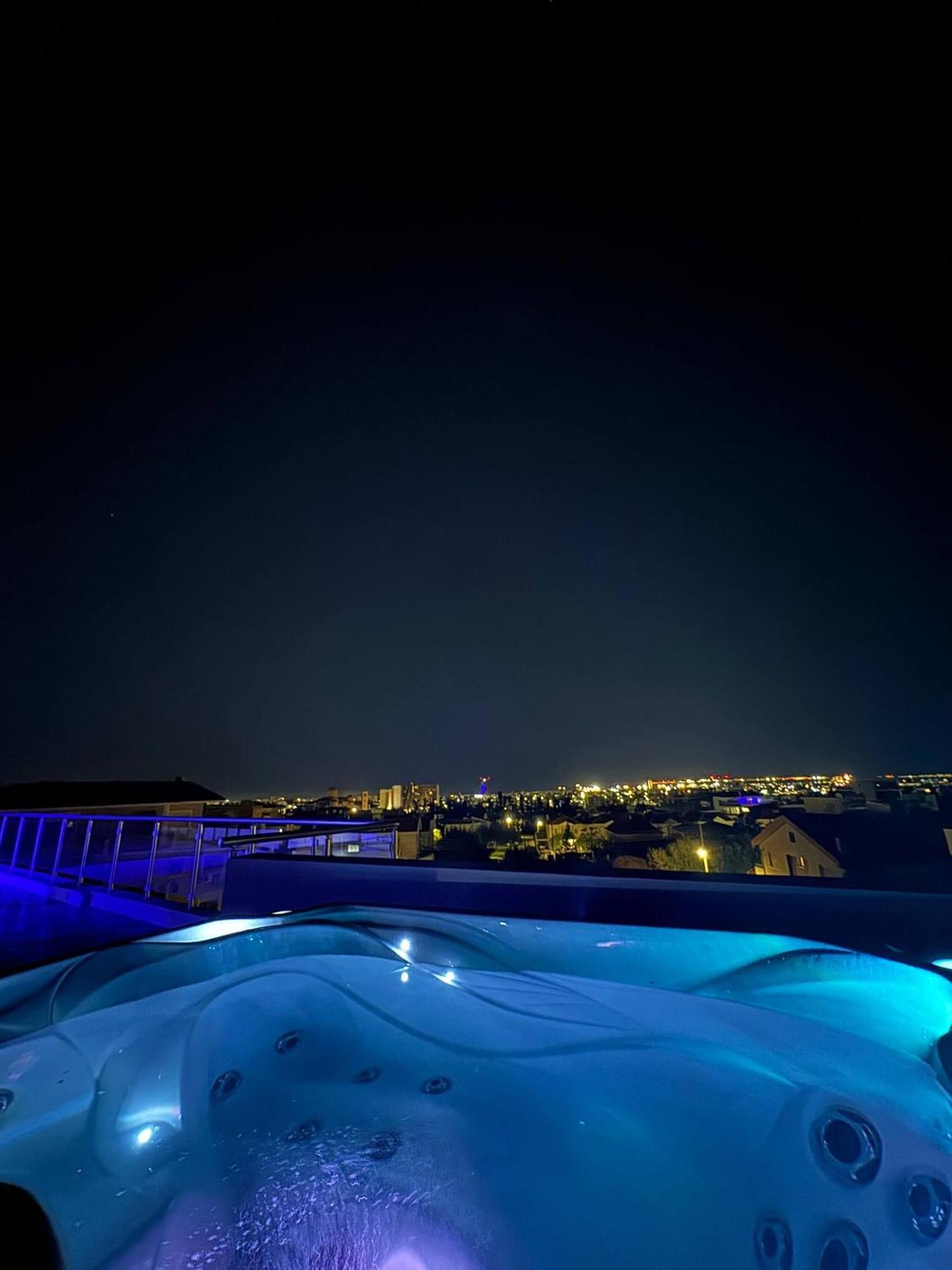 Apartmán Penthouse Great View Hydromassage Penthouse Hottub Lemesos Exteriér fotografie
