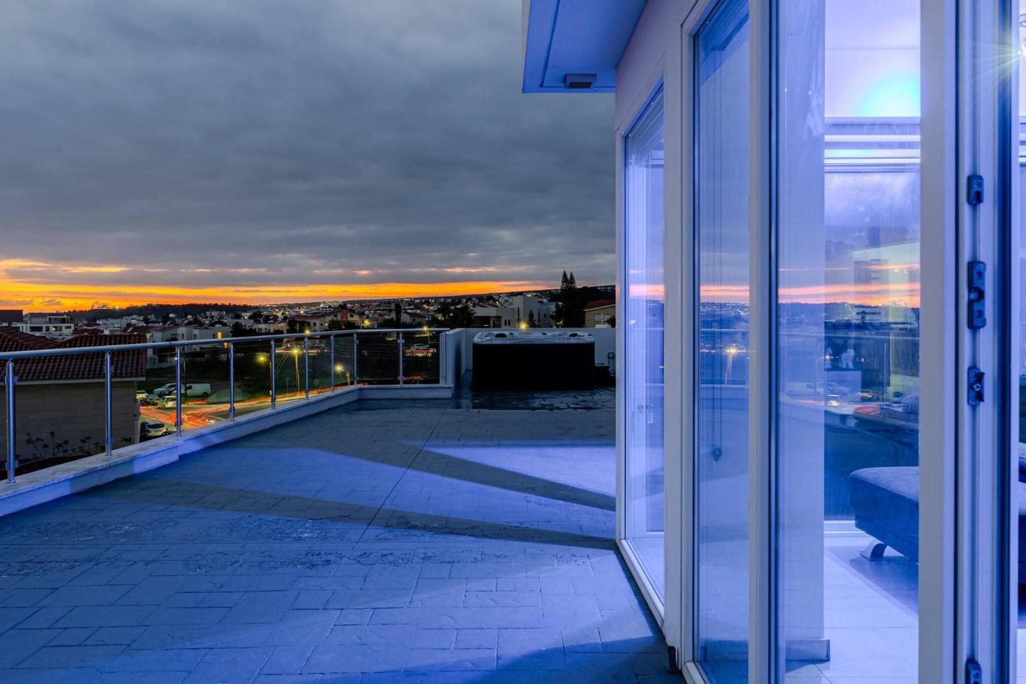 Apartmán Penthouse Great View Hydromassage Penthouse Hottub Lemesos Exteriér fotografie